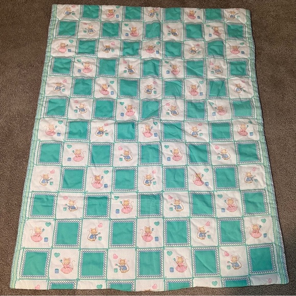 Vintage Baby Quilt Mice Hearts Green Pink 39X50 Nursery Decor Baby Blanket - Picture 3 of 8